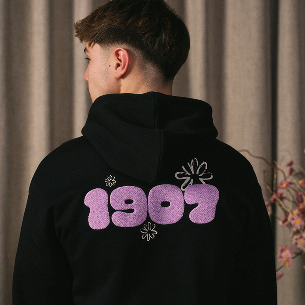 Hoodie 6.png