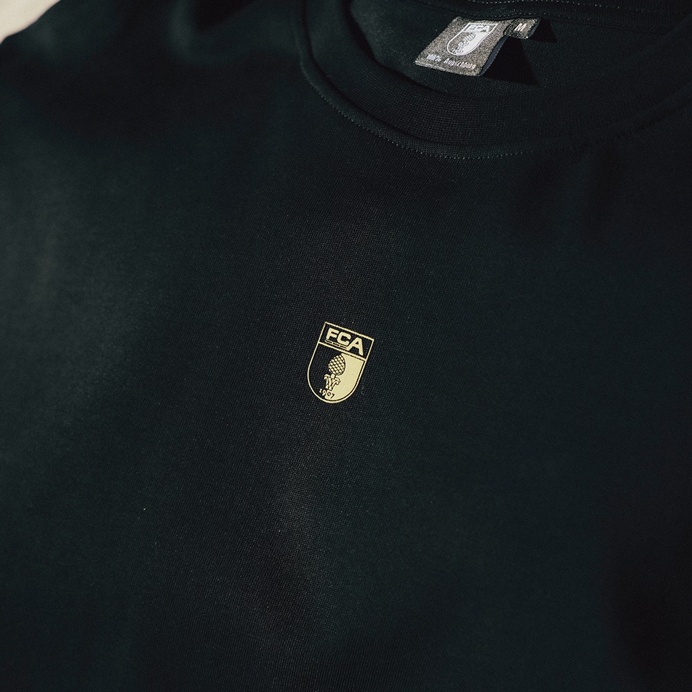 Shirt_AV_1.jpg