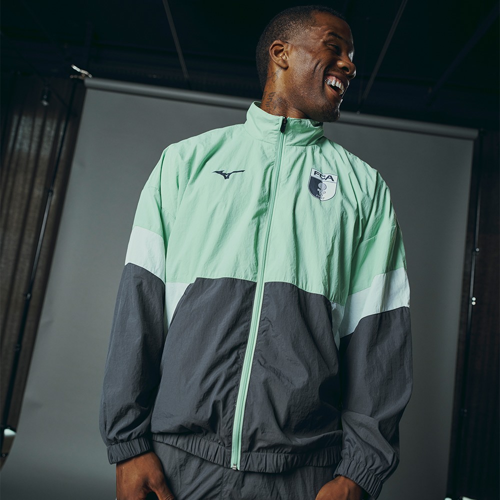 tracksuit2.jpg