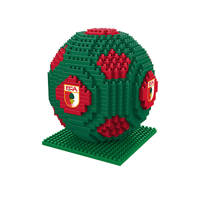 3D Fußball Bausatz in Rot und Grün mit FCA Wappen.