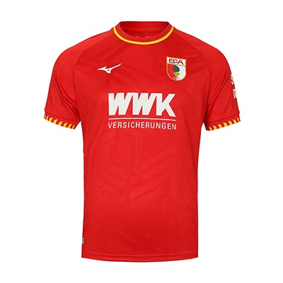 rotes Trikot mit gelben Elementen und FCA Wappen