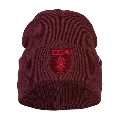 Bordeaux rote Beanie mit tonalem FCA Wappen zentral auf der Stirn